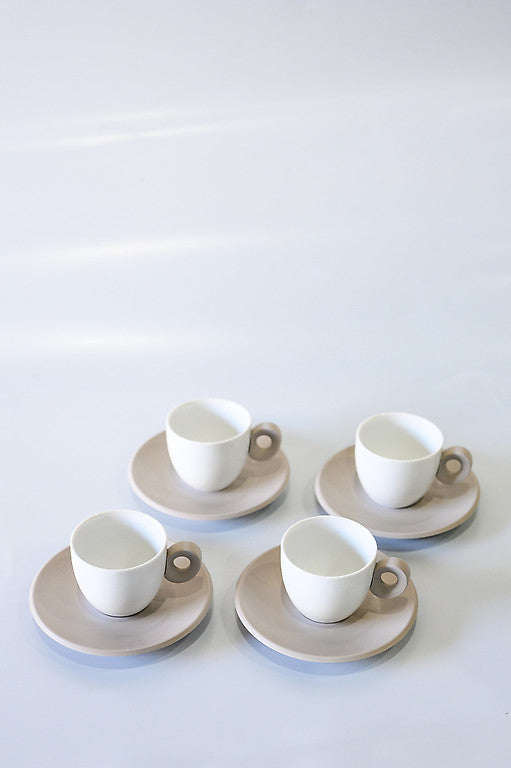 4 Xícaras de Café Expresso com Pires – Cor Taupe